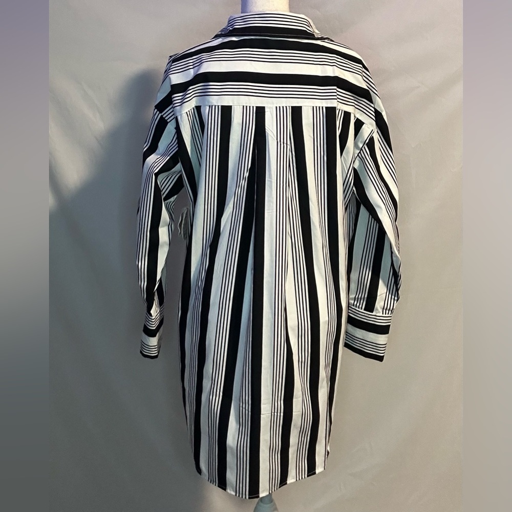 Over-sized button down - Picture 2 of 6